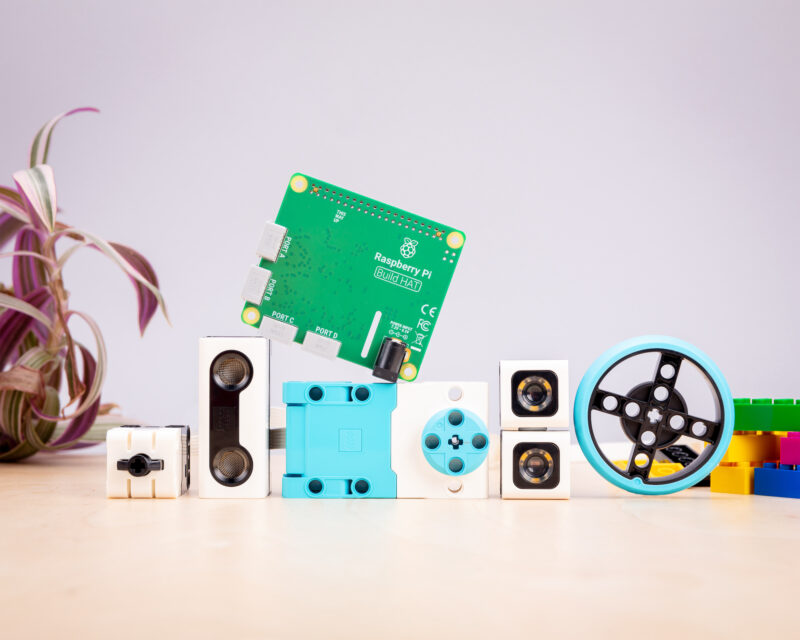 LEGO® Collaborates with Raspberry Pi