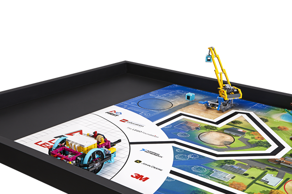 Build, Create, and Play: The Benefits of Working With Construction Toys